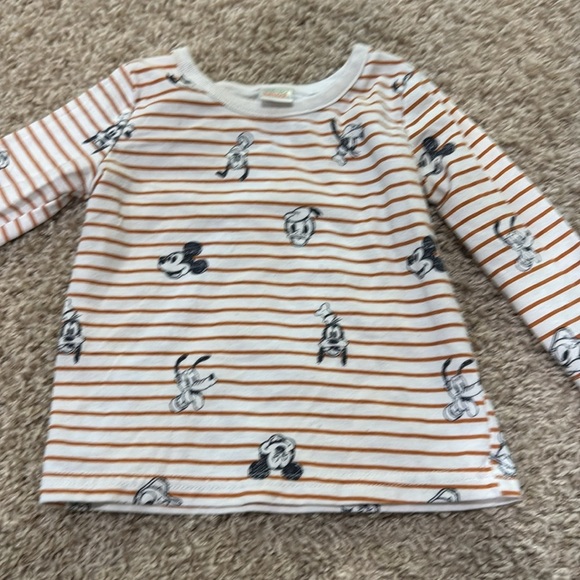 6 Piece Baby Boy 12 Month Disney Baby Bundle, Toy Story, Monsters Inc, Mickey - Picture 6 of 6